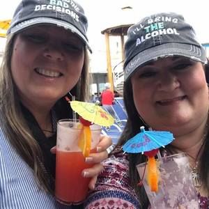 Meet your Posher, Cori